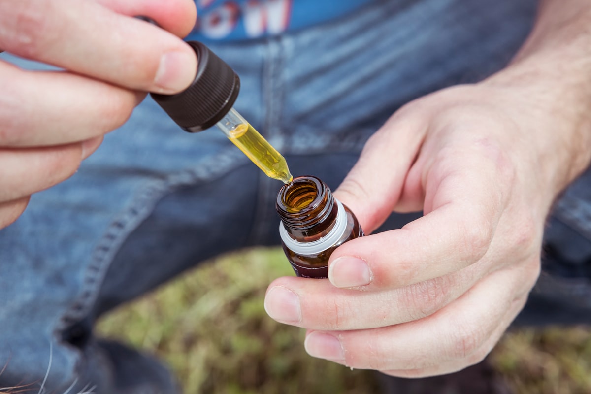 CBD-Öl kaufen: Worauf Sie 2026 achten sollten